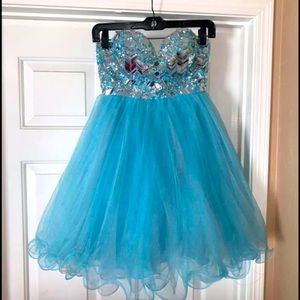 Aqua, Tony Bowls Strapless Cocktail, Size 4